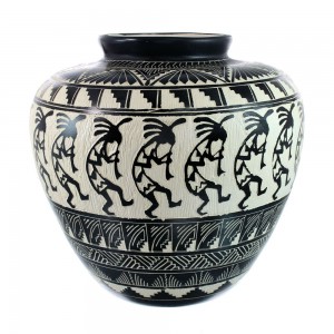 Native American Navajo Kokopelli Hand Crafted Pottery JX130439